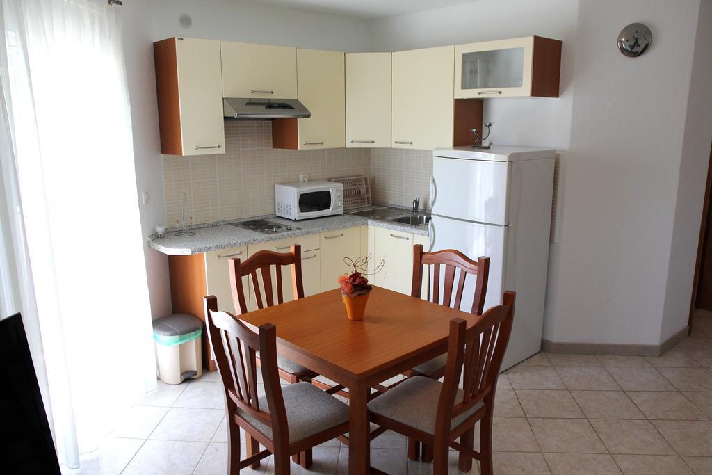 Apartments Kata Биоград на Мору Екстериор снимка